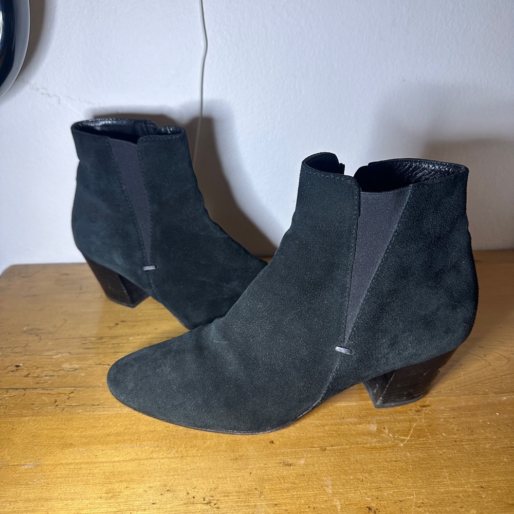 Aquatalia suede booties